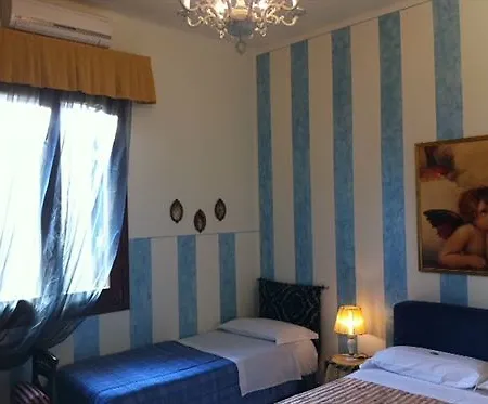 Hotell Giulietta E Romeo 3*